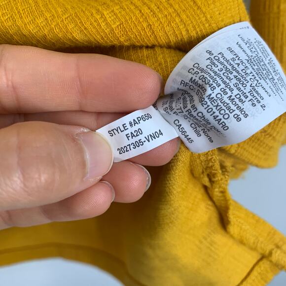 J. Crew Yellow Textured V-Neck Quarter Sleeve Tee - Picture 9 of 9